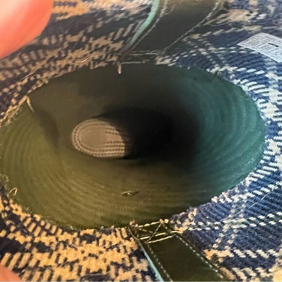 CROCS women’s boots dark green w/plaid design women Size 7 GUC - Picture 13 of 16